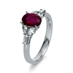 Ring 750/18K Weissgold Diamant 0.45ct. Rubin 1.14ct.